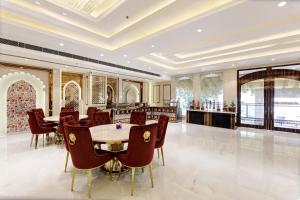 townhouse hotel the rasa a premium park near onyx mall vasundhara