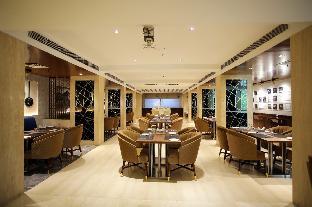 Bellmont Hotel @ Botanical Garden Metro Station,,4 star