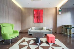 Borrman Hotel Heyuan Party School Wanlong City Fountain,,3 star