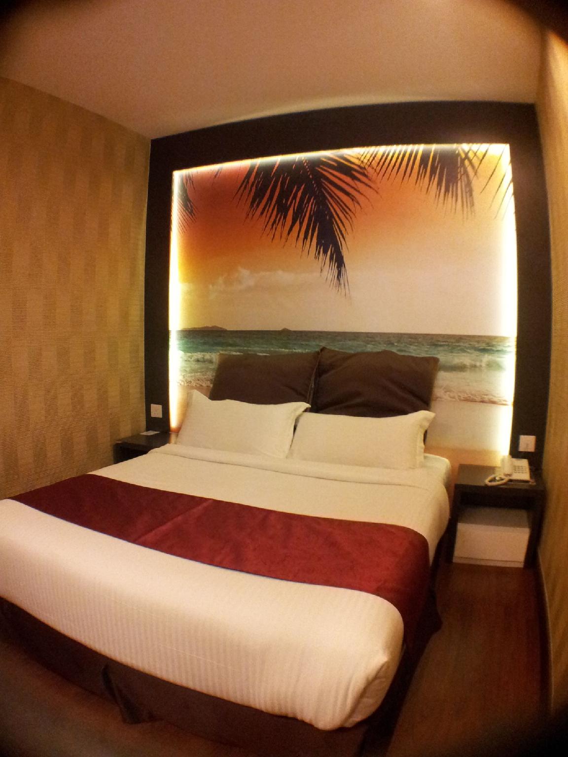 chariton hotel nusa bestari