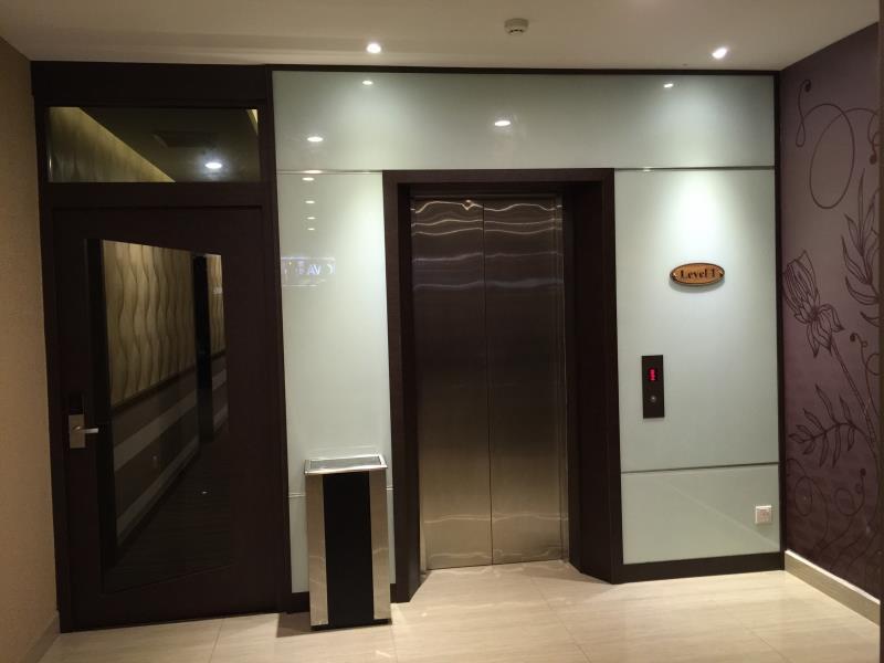 chariton hotel nusa bestari