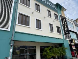chariton hotel nusa bestari
