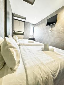 chariton hotel nusa bestari