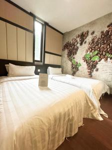 chariton hotel nusa bestari