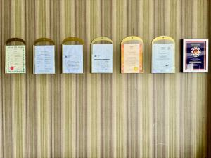 chariton hotel nusa bestari