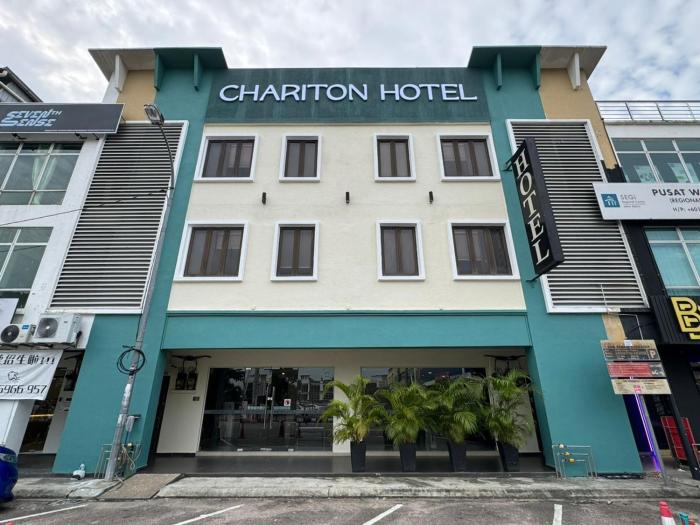 chariton hotel nusa bestari