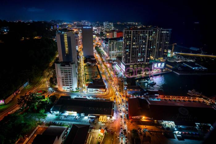 jesselton quay premier suites kota kinabalu
