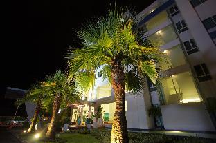 prime time hotel bang saen