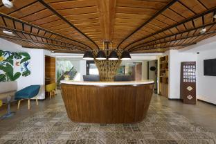 golden tulip goa vagator