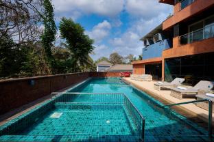 golden tulip goa vagator