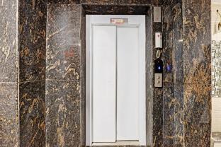 townhouse roadway inn