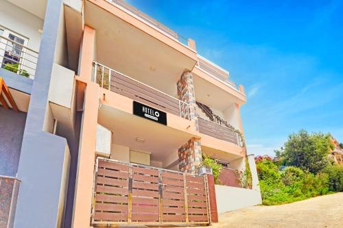 super hotel o vijaynagar road formerly anmol peace stay