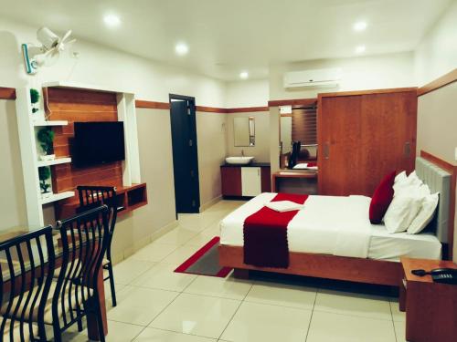 The Rosetta Castle,,3 star