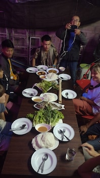 mae sot commune and camping