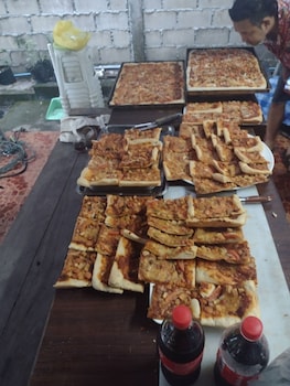 mae sot commune and camping