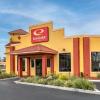 econo lodge inn and suites maingate central