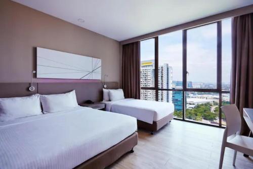 Q Hotel Damansara Perdana,,5 star