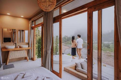 x3 tara resort