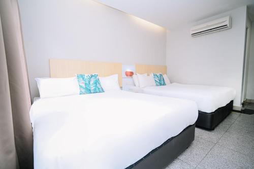 Swing & Pillows @ Subang Ss15,,2 star
