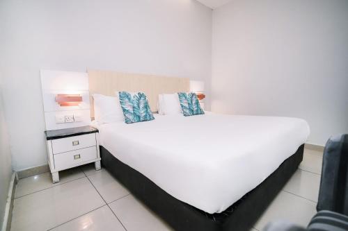 swing and pillows subang ss15