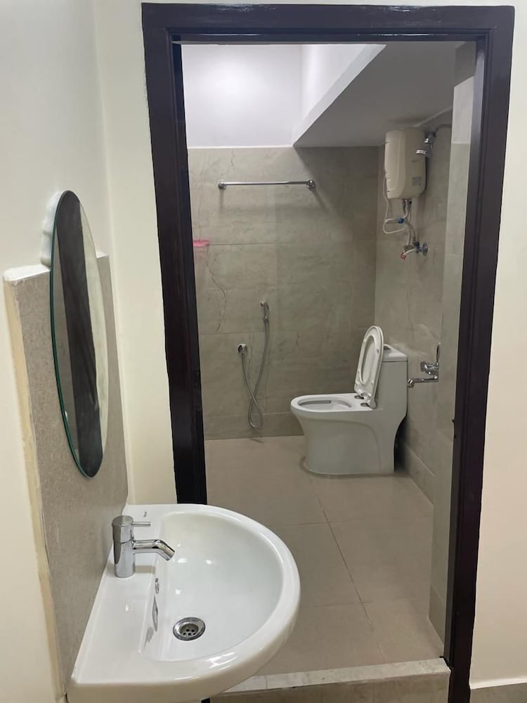 smj grand hotel and mahal