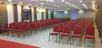 smj grand hotel and mahal