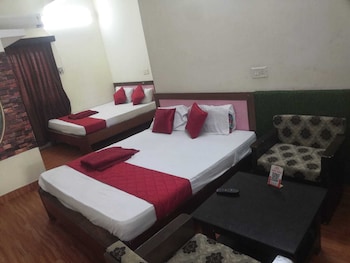 smj grand hotel and mahal