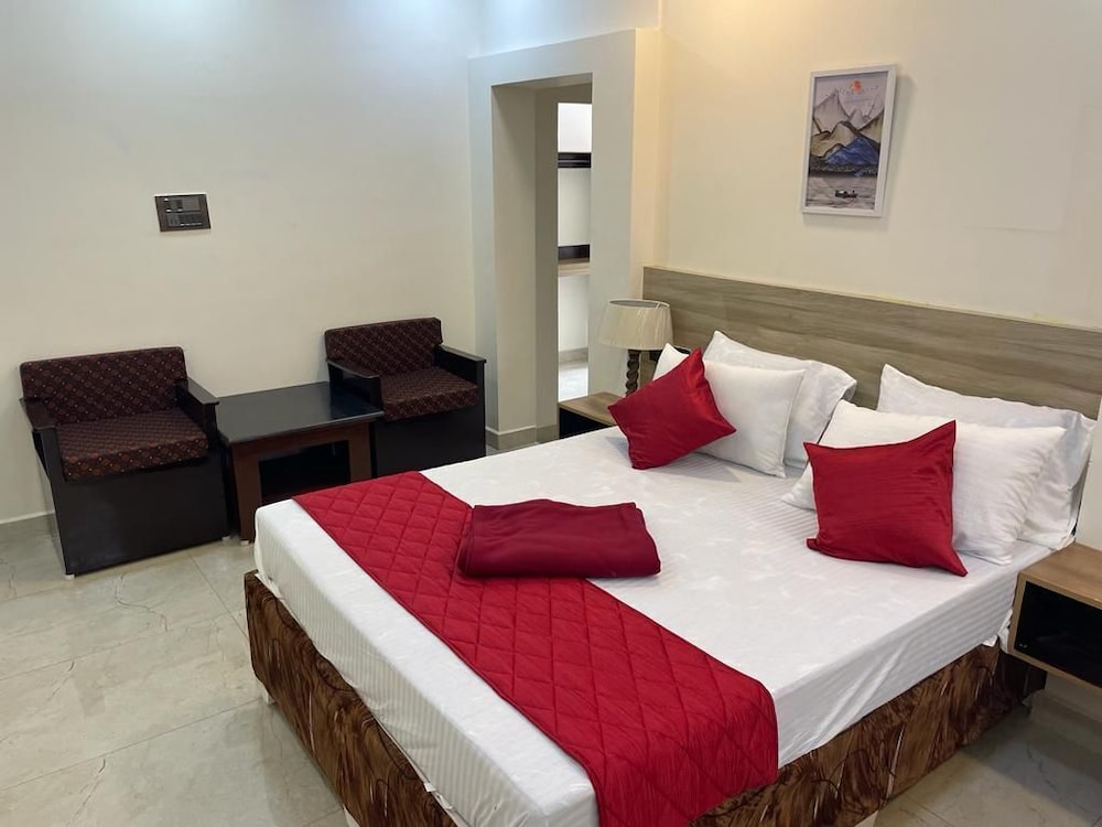 smj grand hotel and mahal