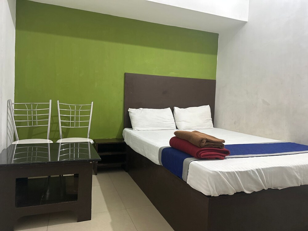 smj grand hotel and mahal