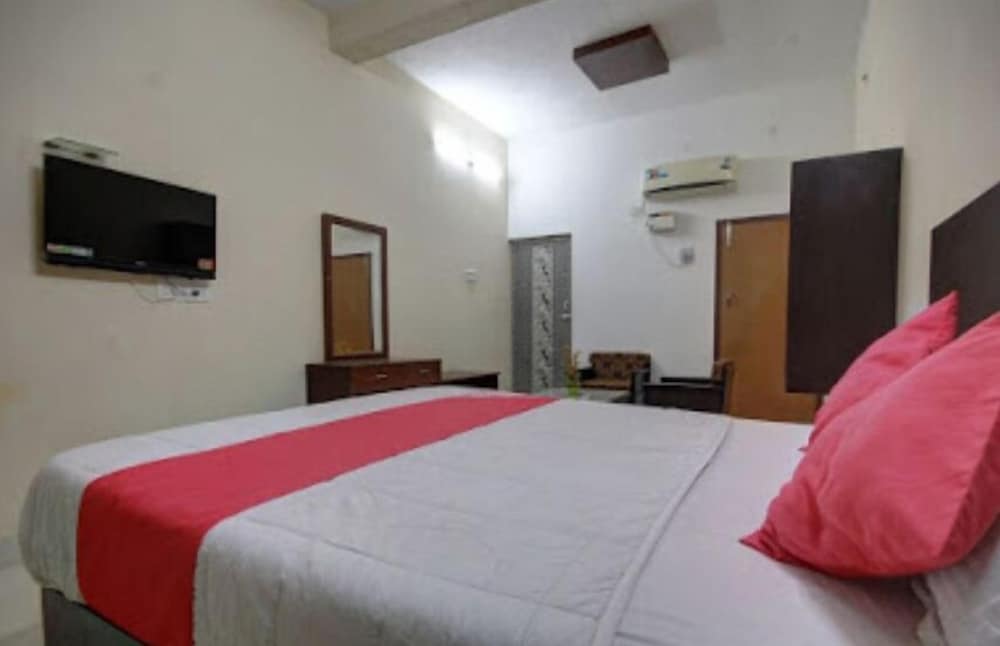 smj grand hotel and mahal