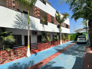 smj grand hotel and mahal