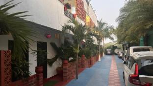 smj grand hotel and mahal