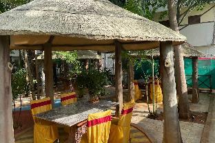 Smj Grand Hotel & Mahal,,2 star