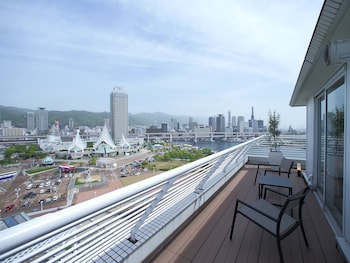 kobe merikenpark oriental hotel