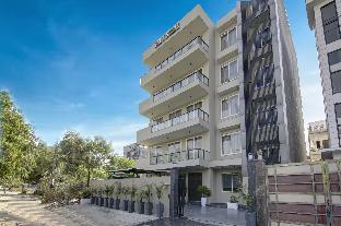 saltstayz select near sohna road city center