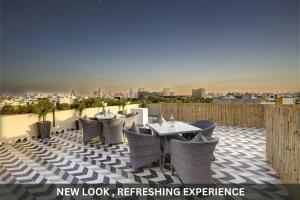 saltstayz select near sohna road city center