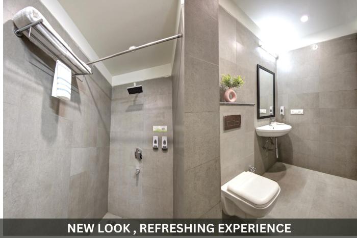 saltstayz select near sohna road city center