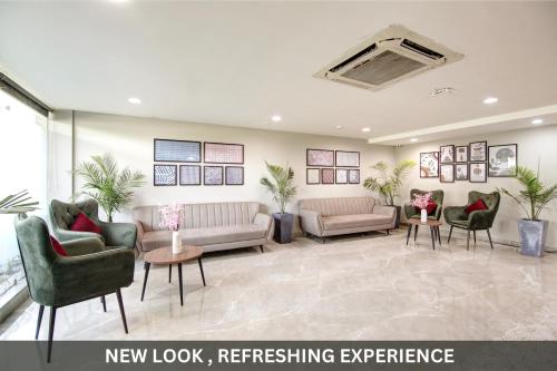 saltstayz select near sohna road city center