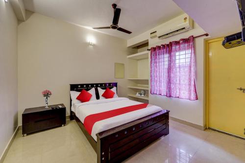 Hotel O Senthamizh Residency,,3 star