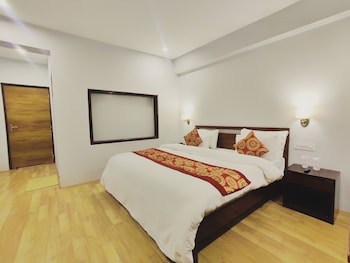 hotel apricot inn