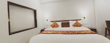 hotel apricot inn