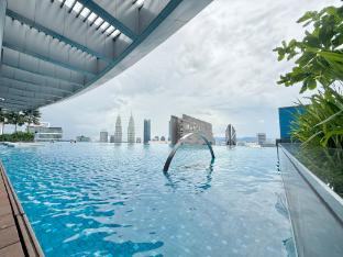 crystal suite at eaton klcc