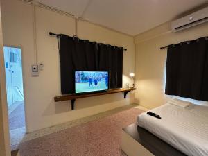norm space hostel