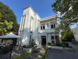 norm space hostel