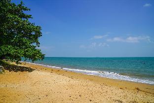 ria seaview hotel pd