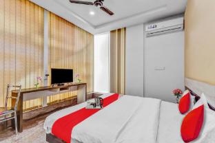 hotel o lavish residency