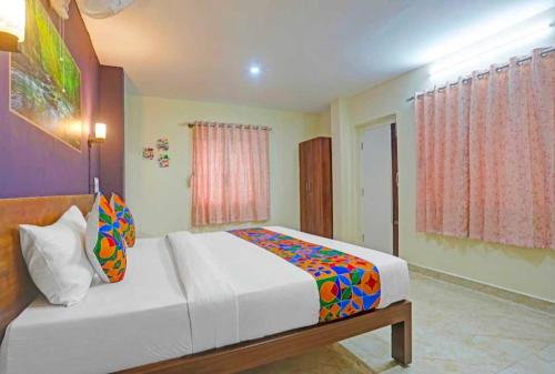 Hotel O Lavish Residency,,3 star
