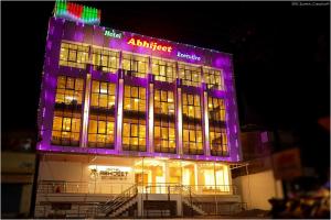 hotel abhijeet executive