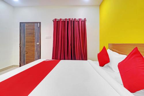 hotel o langar houz near golconda fort