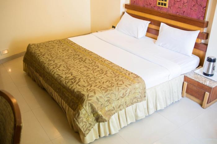 the deccan royaale shivaji nagar